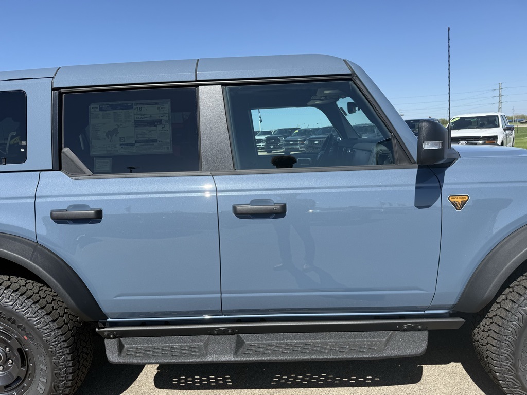 2025 Ford Bronco Badlands photo 34