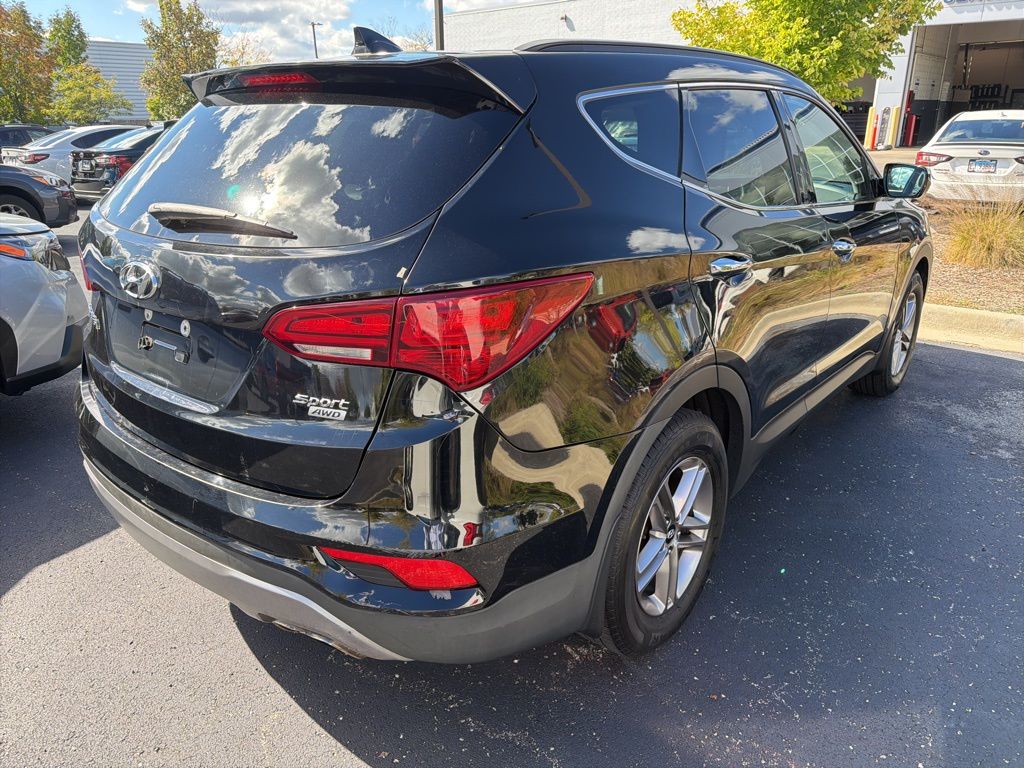 2017 Hyundai Santa Fe Sport Base photo 2
