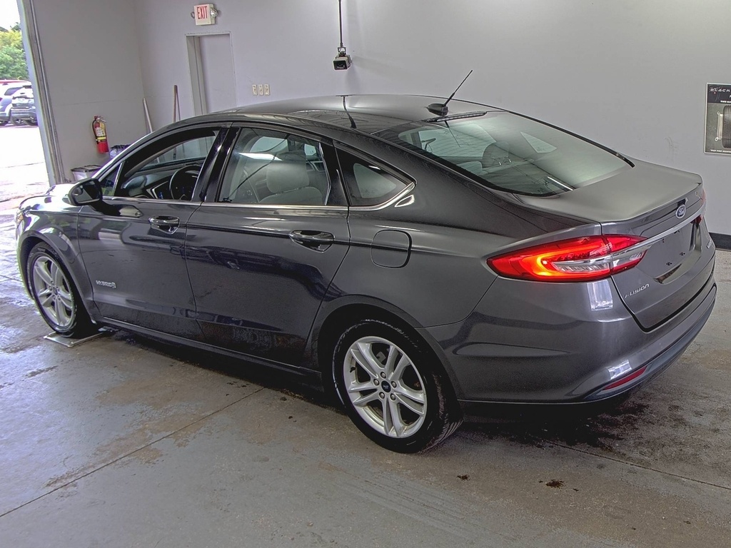 2018 Ford Fusion Hybrid S photo 4