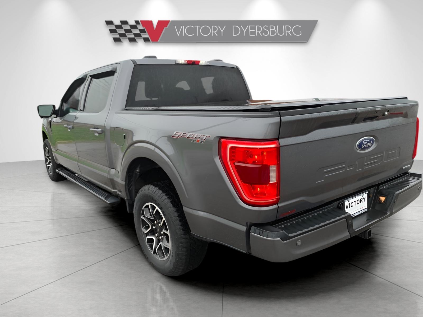2022 Ford F-150 XLT photo 2