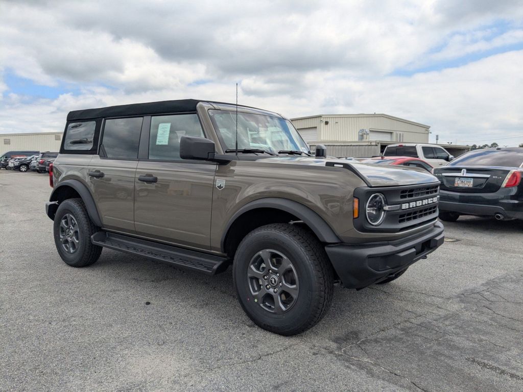 2025 Ford Bronco Big Bend photo 2
