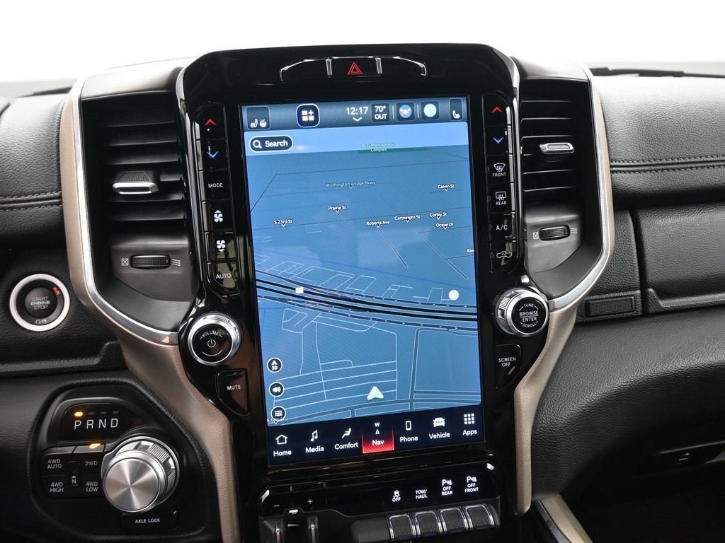 2022 Ram 1500 Laramie photo 3