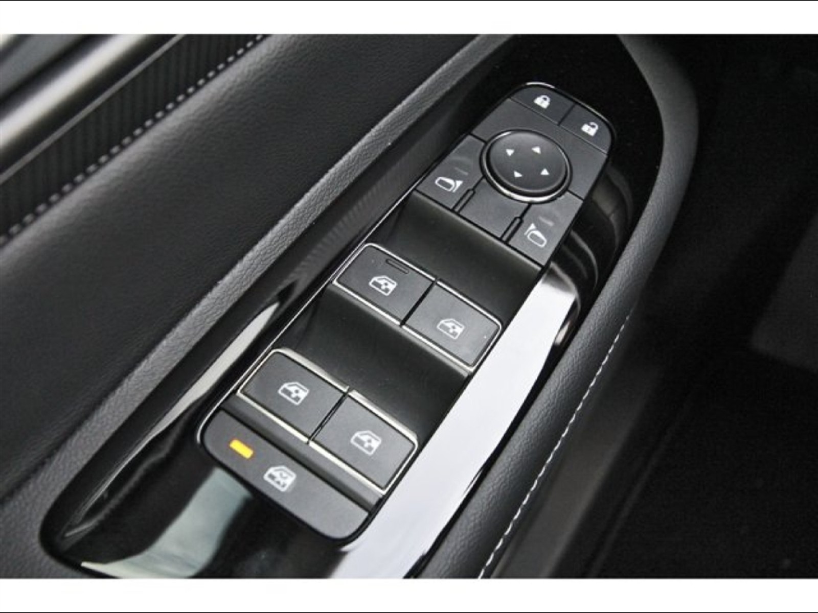 2025 Nissan Murano SV White at Robbins Nissan