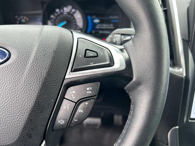 2024 Ford Edge Titanium photo 20