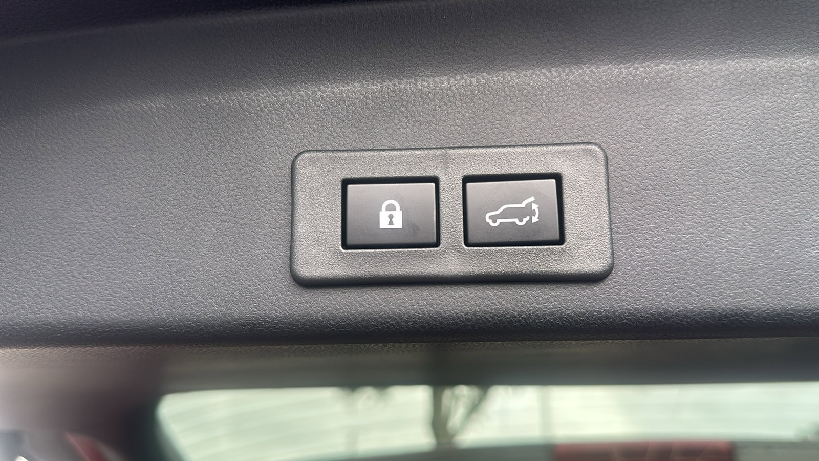 2025 Subaru Ascent Onyx Edition photo 23