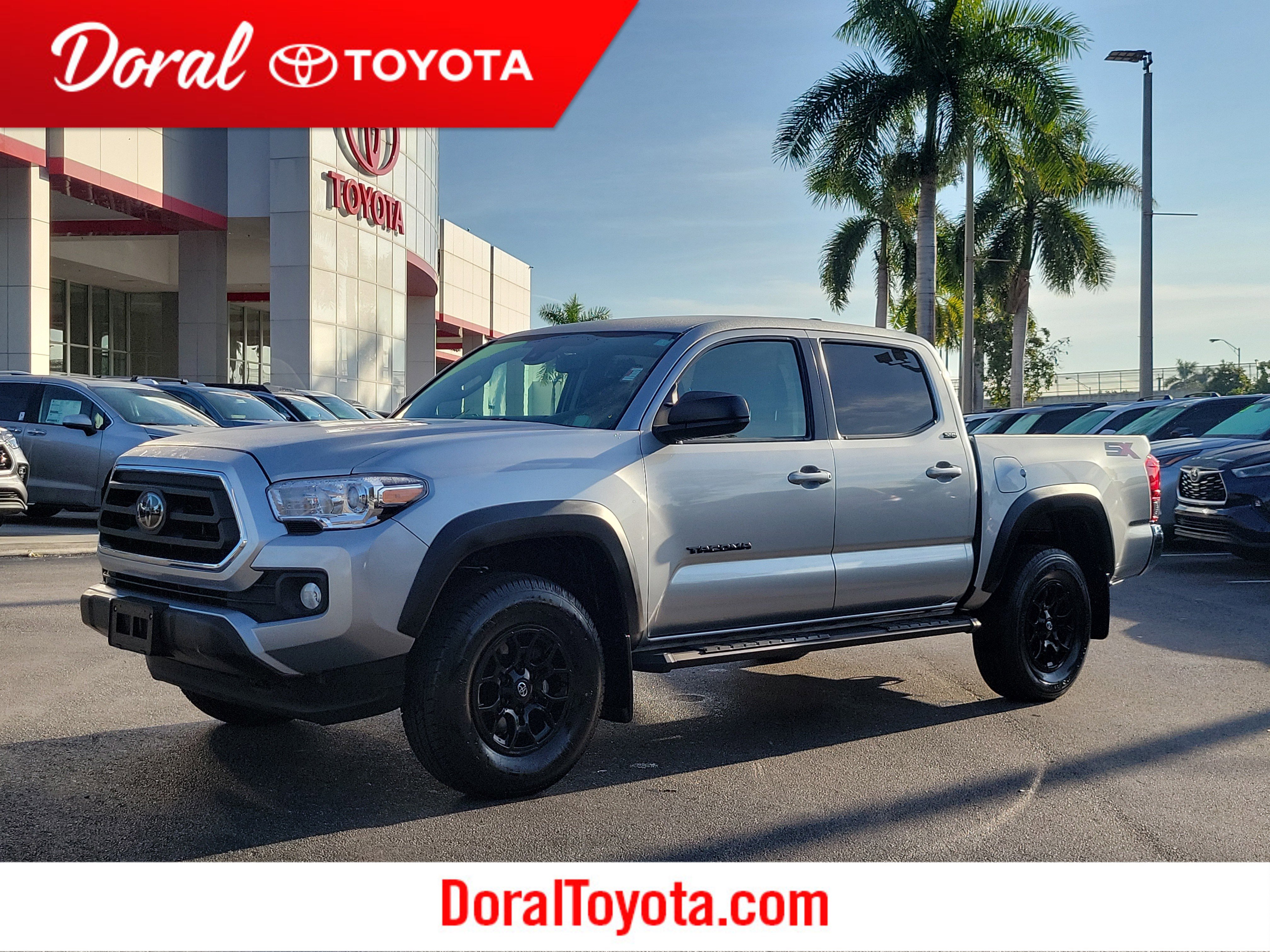 2023 Toyota Tacoma SR5's photo