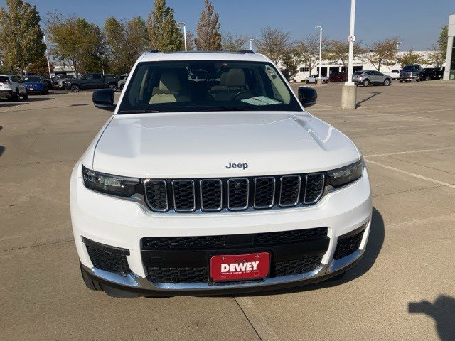 2022 Jeep Grand Cherokee Limited photo 2