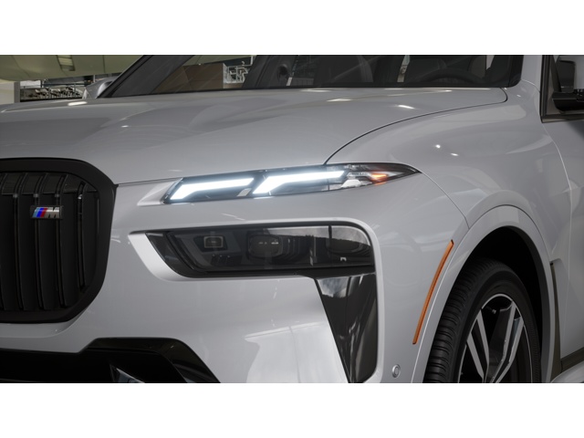 2026 Bmw X7 M60i photo 3