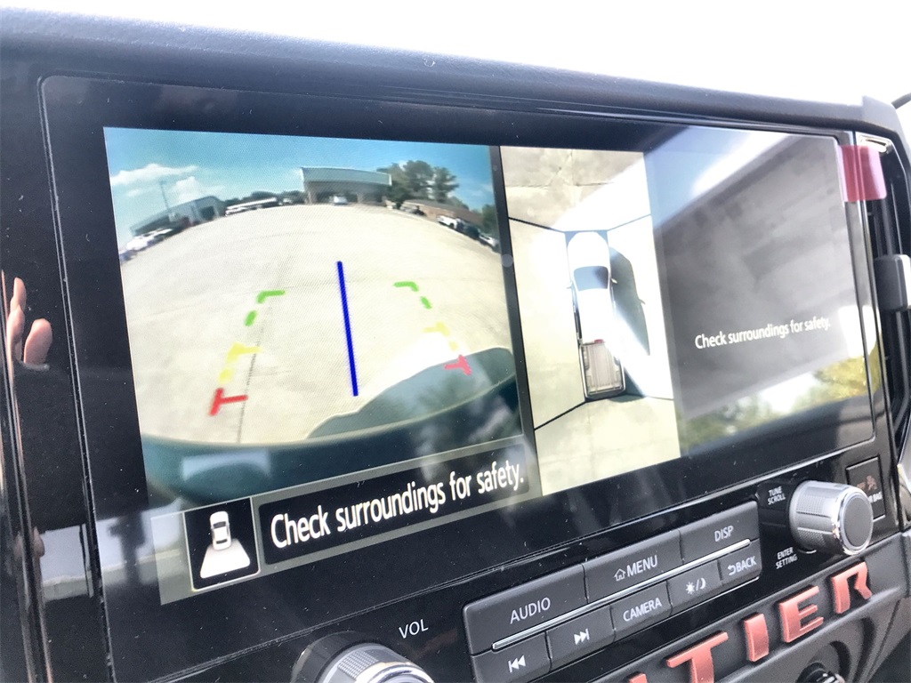 2026 Nissan Frontier Crew Cab PRO-4X photo 16