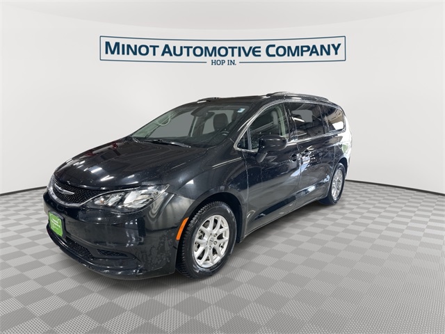 2021 Chrysler Voyager LXi photo 4