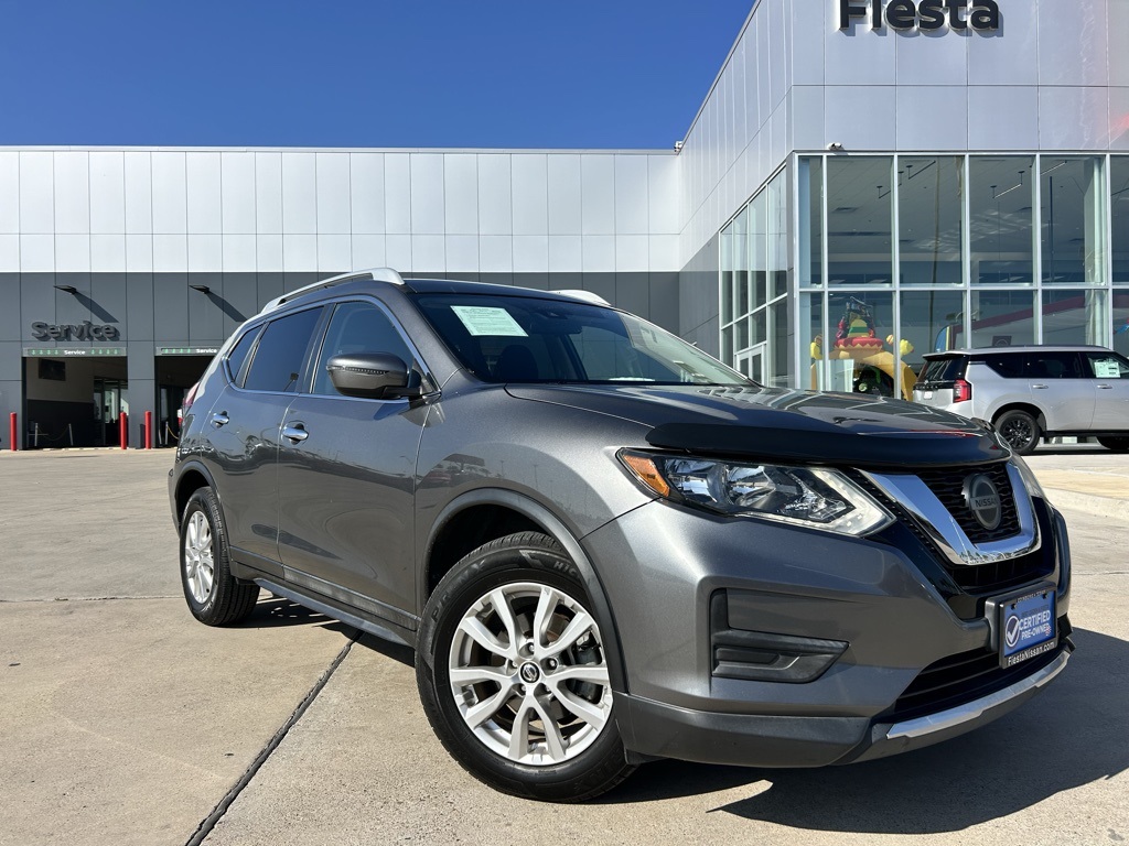 2019 Nissan Rogue S's photo