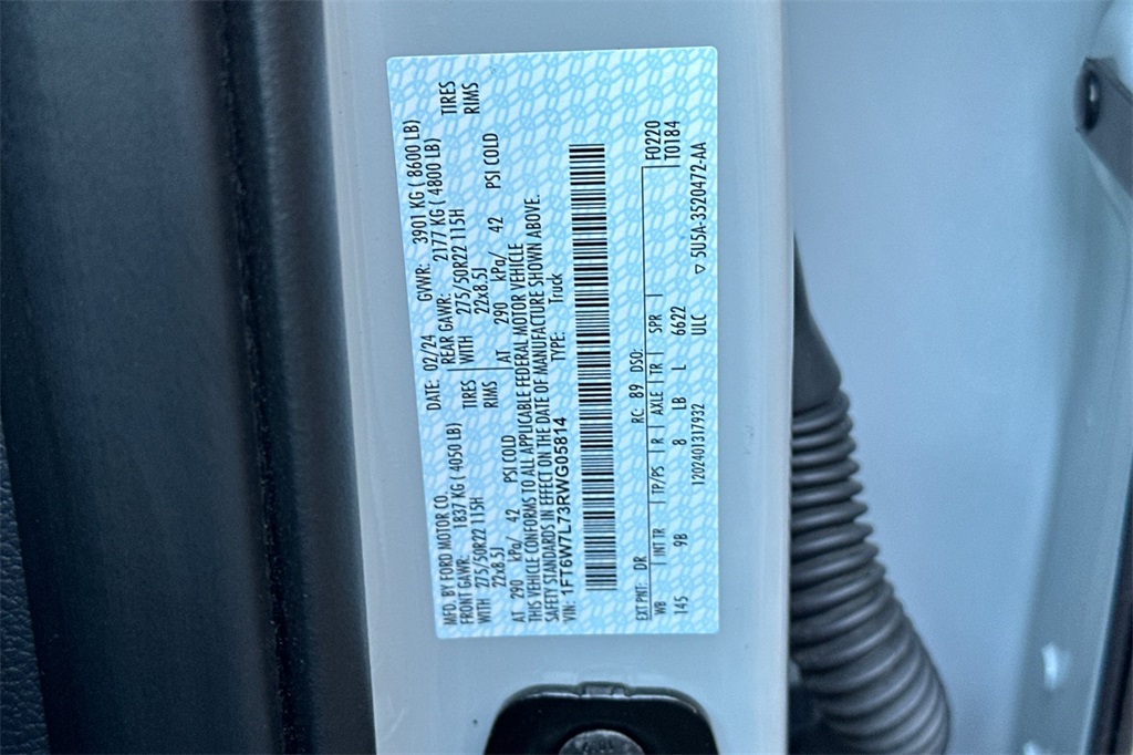 2024 Ford F-150 Lightning Platinum photo 26