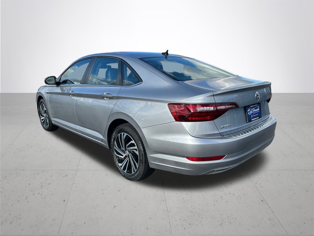 2021 Volkswagen Jetta SEL photo 4
