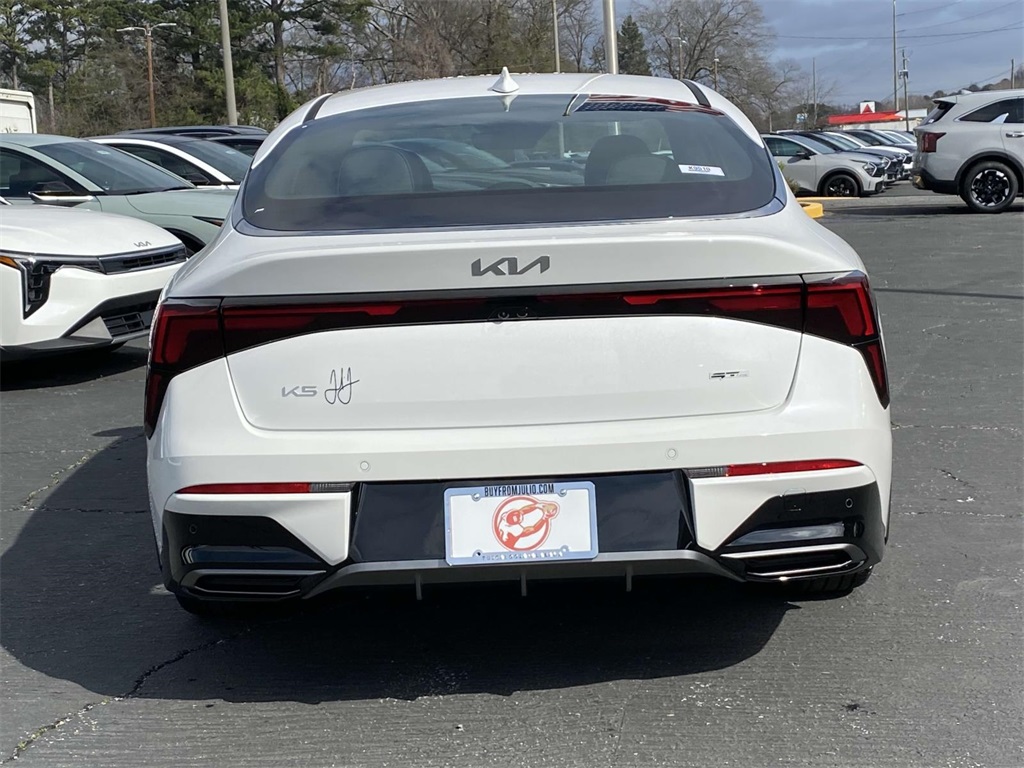 2025 Kia K5 GT-Line photo 5