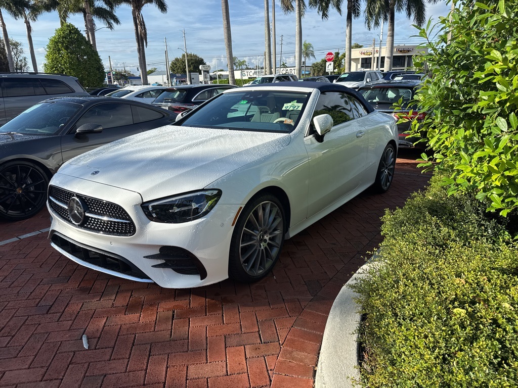 2023 Mercedes-Benz E-Class E450's photo