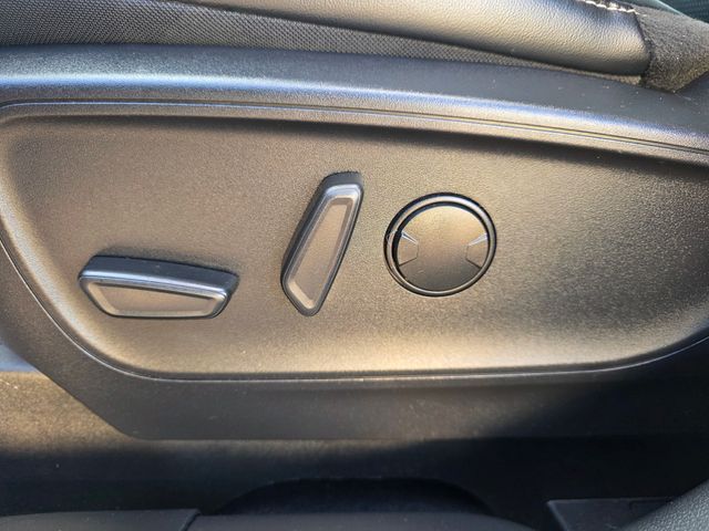 2023 Ford Escape Platinum photo 5