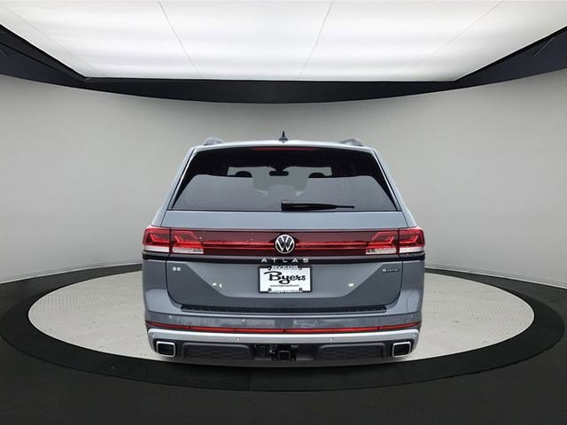 2025 Volkswagen Atlas Peak Edition SE photo 3