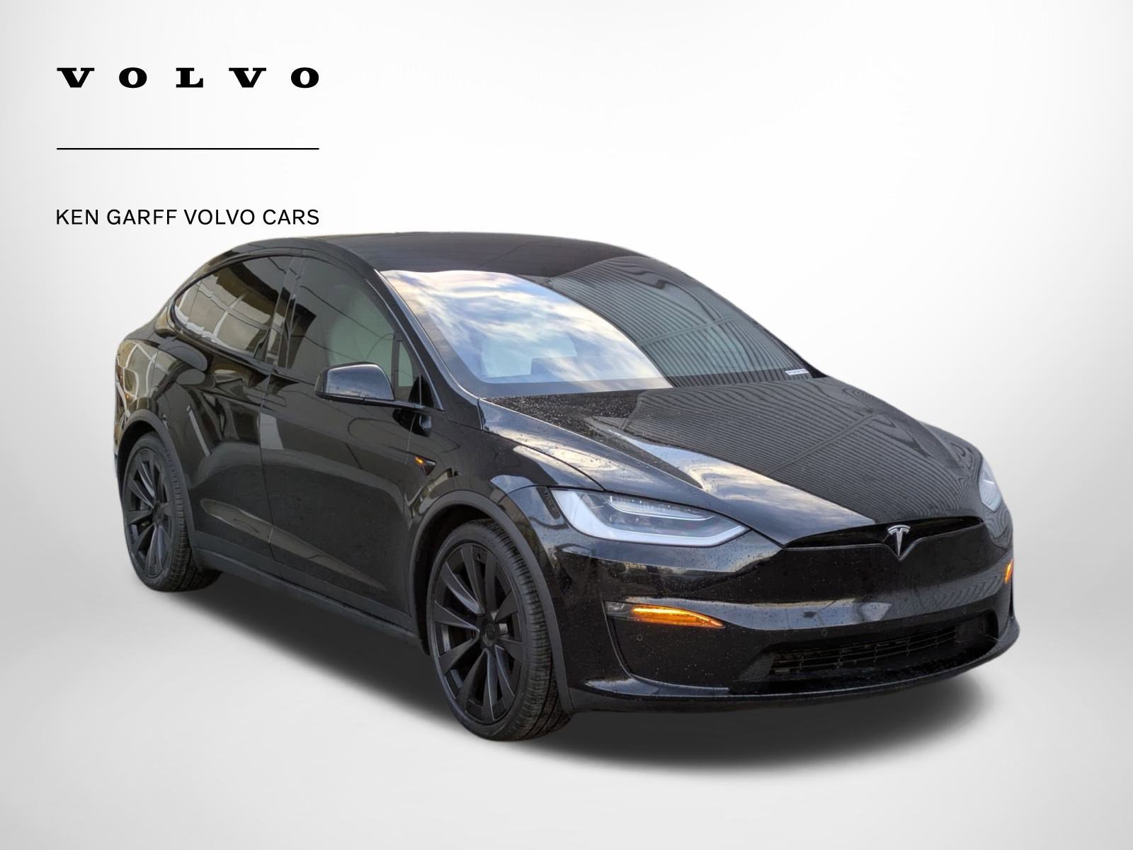 2022 Tesla Model X Long Range's photo