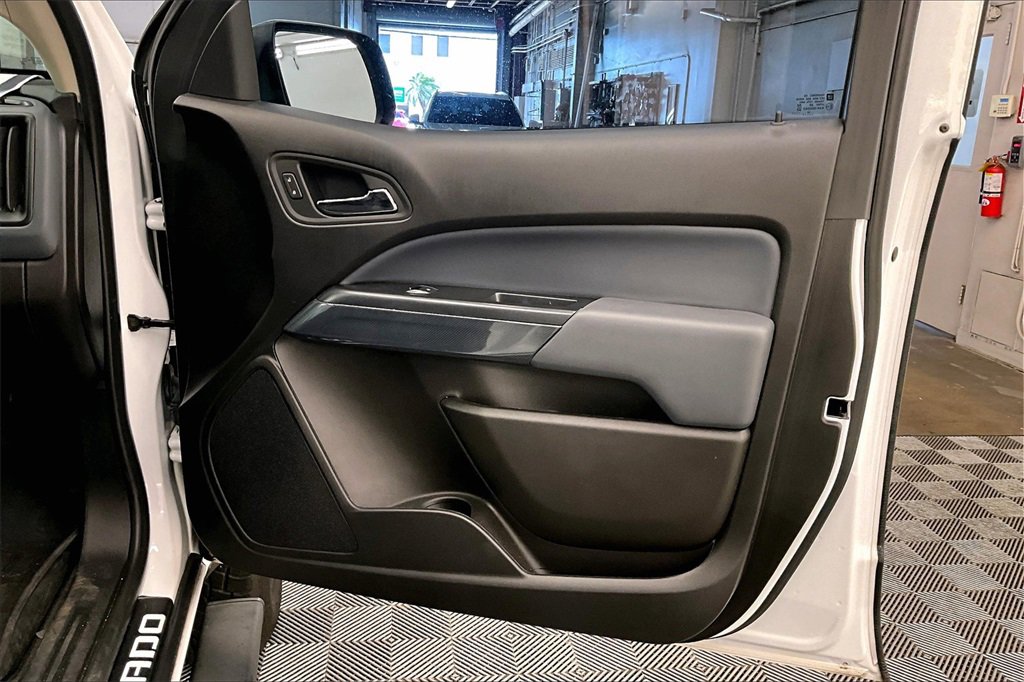 2020 Chevrolet Colorado Z71 photo 24
