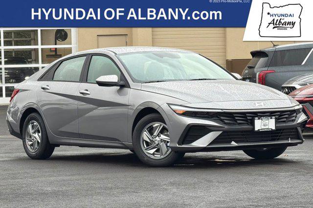 2026 Hyundai Elantra SE's photo