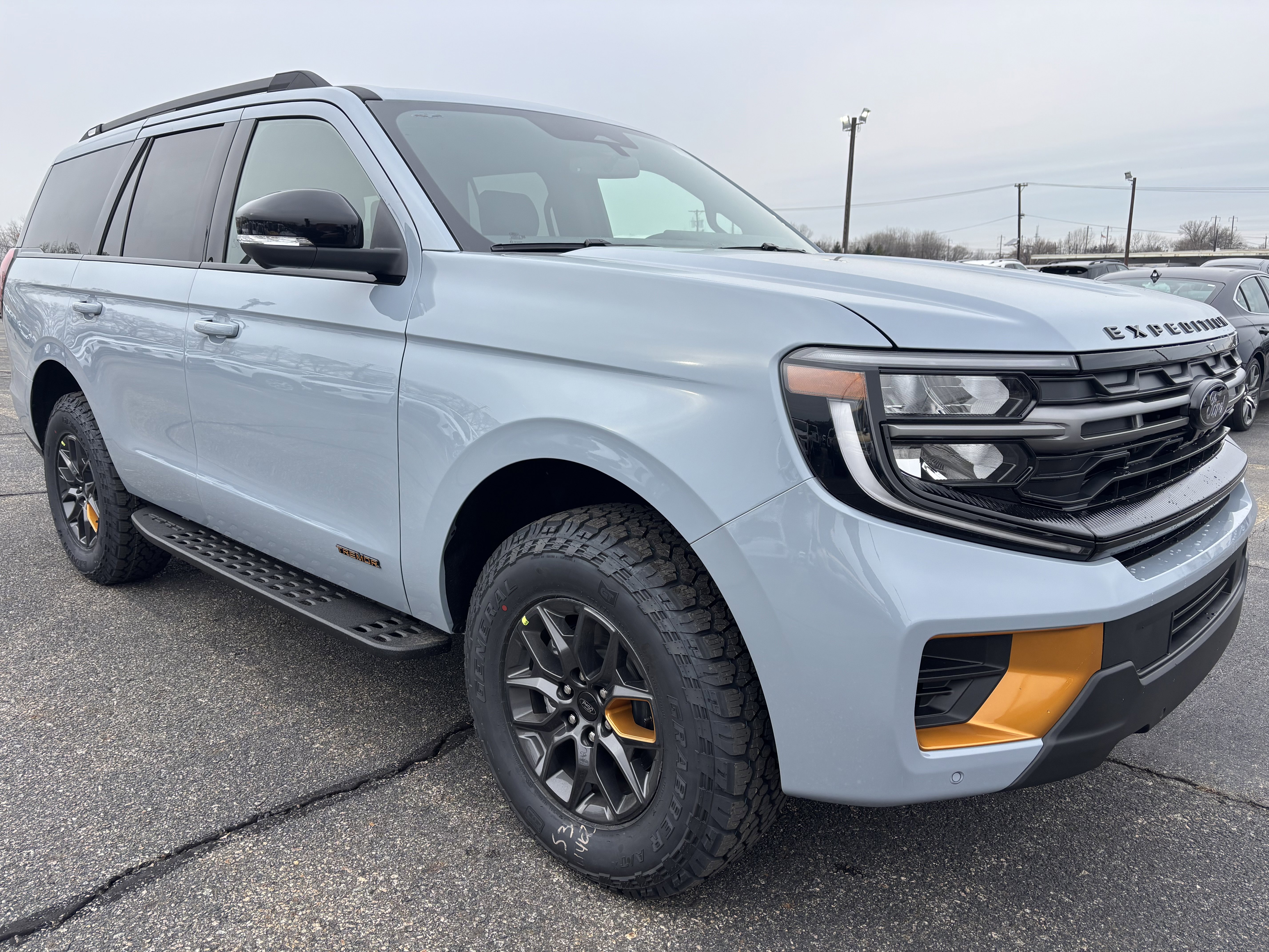 2025 Ford Expedition Tremor's photo
