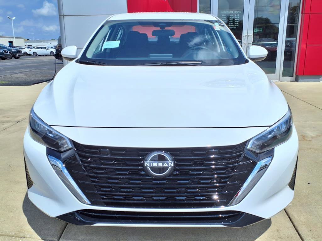 2025 Nissan Sentra S photo 2