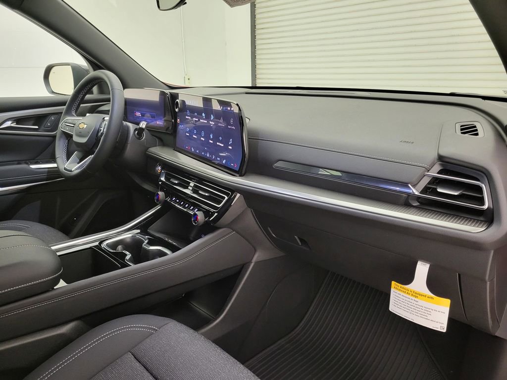 2026 Chevrolet Traverse photo 33