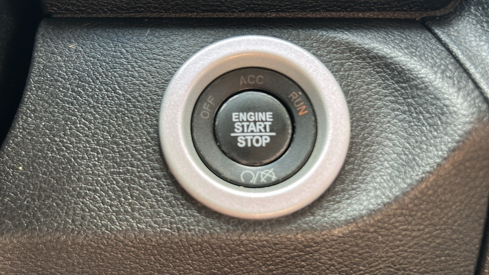 2018 Ram 2500 Laramie photo 22