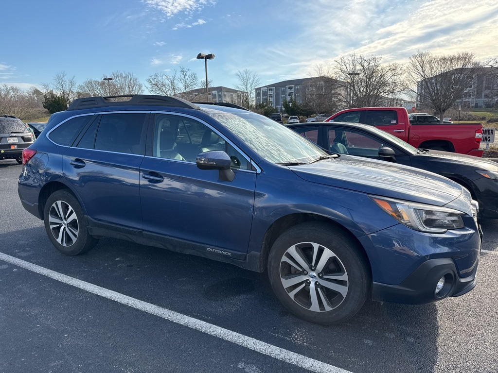 2019 Subaru Outback Limited's photo