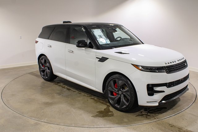2025 Land Rover Range Rover Sport SE photo 6