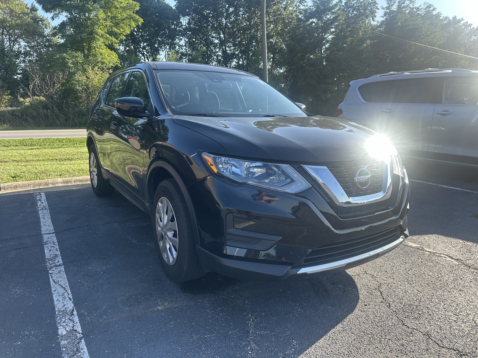 2020 Nissan Rogue S photo 7