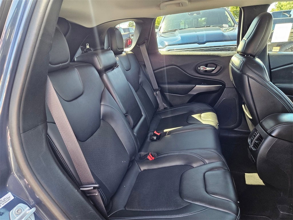 2019 Jeep Cherokee Latitude photo 26
