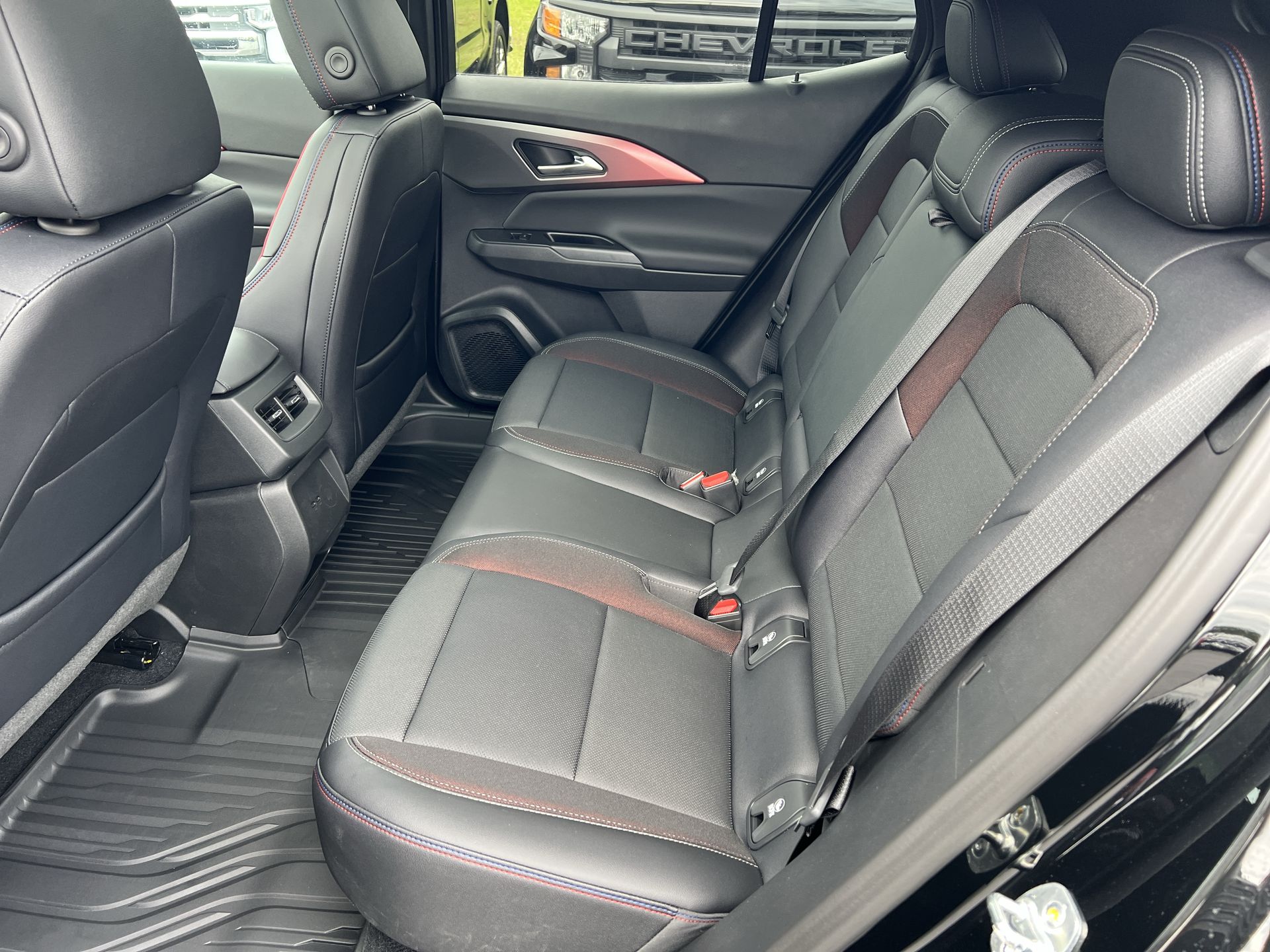 2025 Chevrolet Equinox EV 3RS photo 11