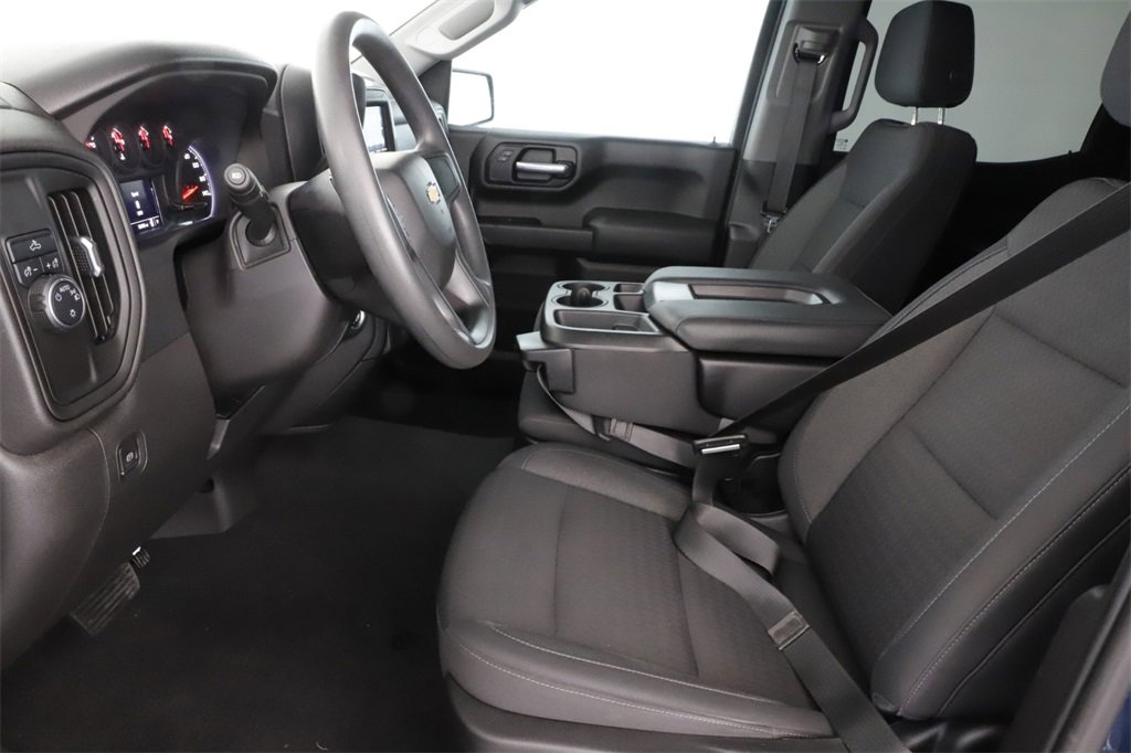 2022 Chevrolet Silverado 1500 Custom photo 17