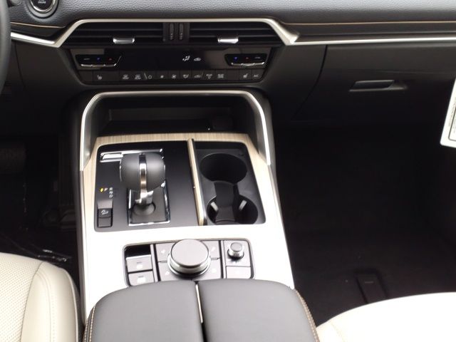 2025 Mazda CX-90 3.3 Turbo Preferred photo 10