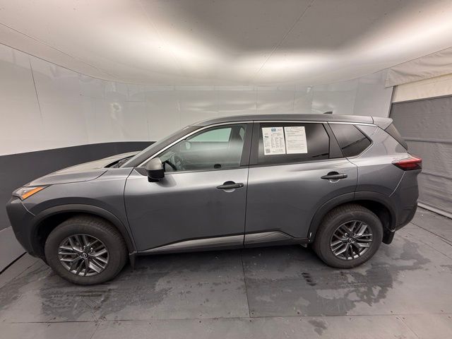 2023 Nissan Rogue S photo 2
