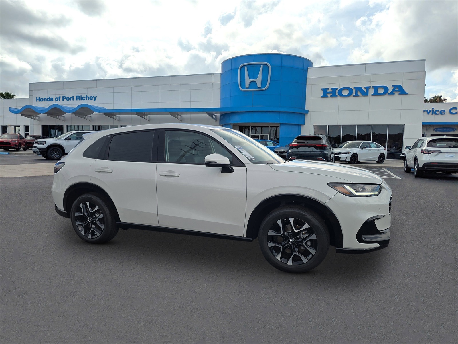 2026 Honda HR-V EX-L's photo