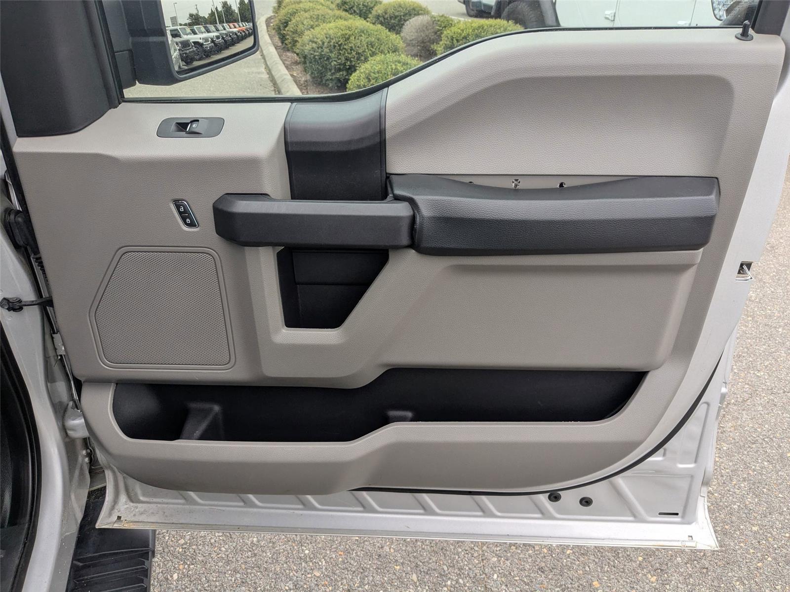 2019 Ford F-150 XL photo 30