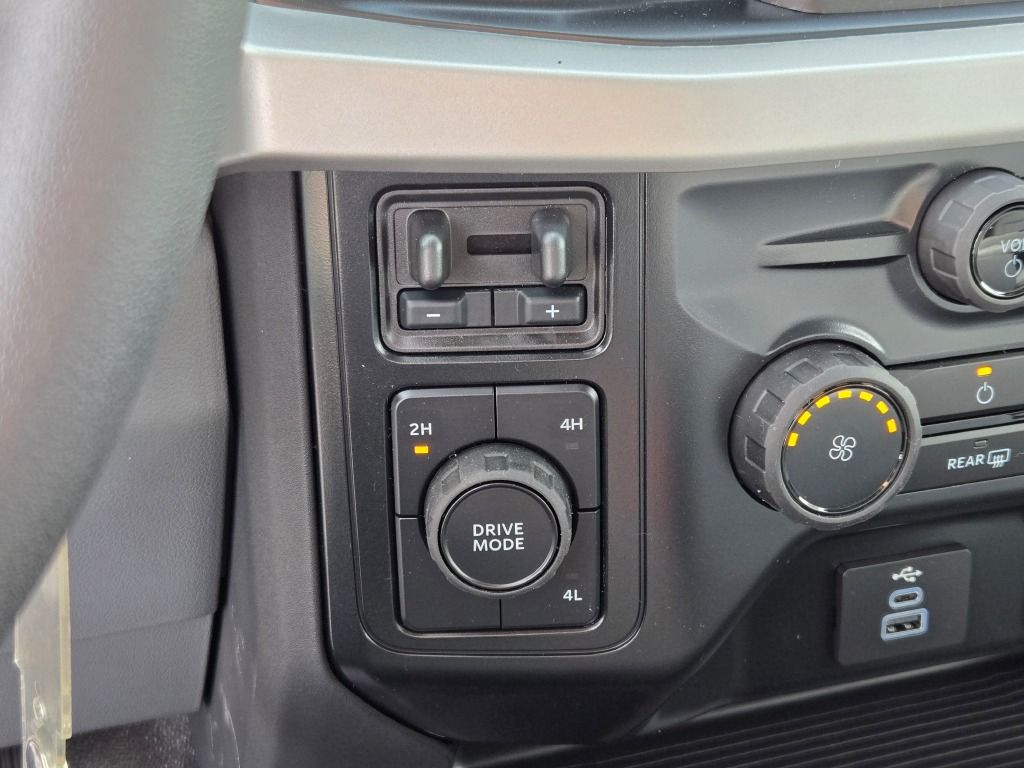 2026 Ford F-250 photo 25