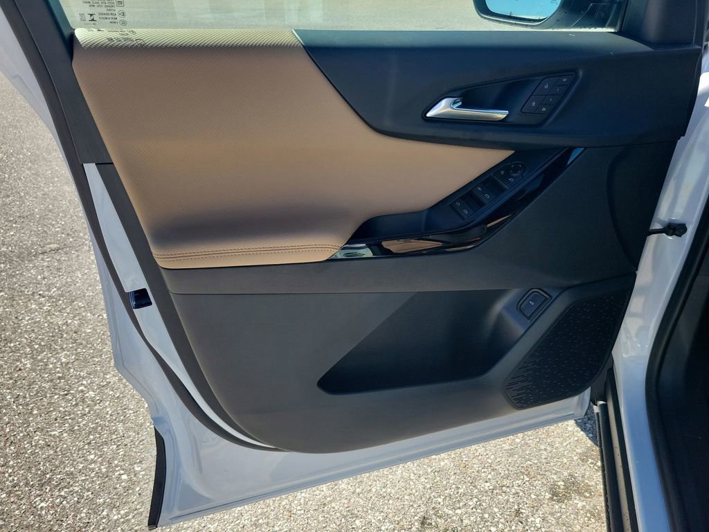 2026 Chevrolet Equinox ACTIV photo 38