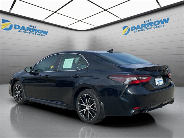 2023 Toyota Camry SE photo 3