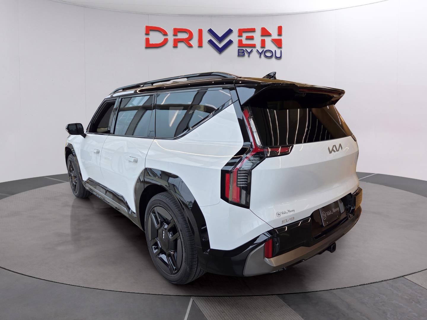 2026 Kia EV9 GT-Line's photo