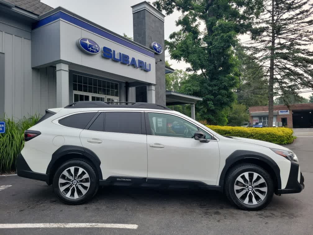 2024 Subaru Outback Limited photo 2