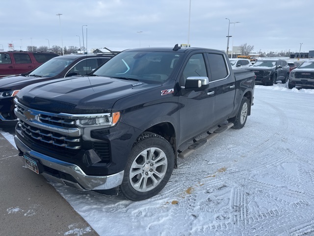 2023 Chevrolet Silverado 1500 LTZ's photo