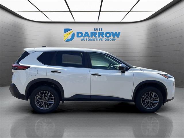 2023 Nissan Rogue S photo 3