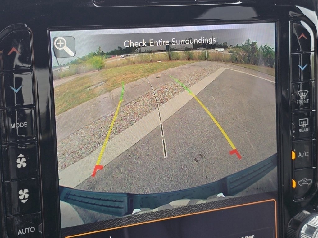 2020 Ram 1500 Laramie photo 3
