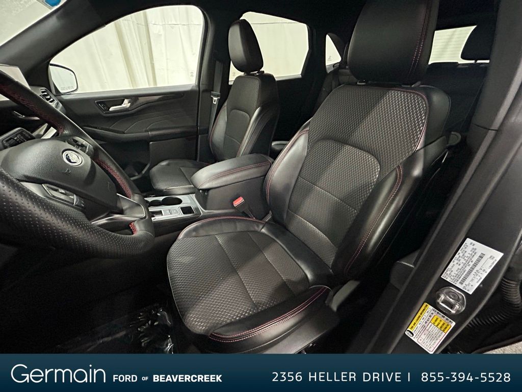 2023 Ford Escape ST-Line Select photo 14