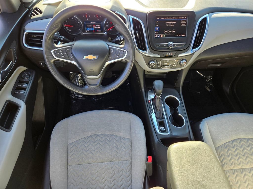 2022 Chevrolet Equinox LS photo 12