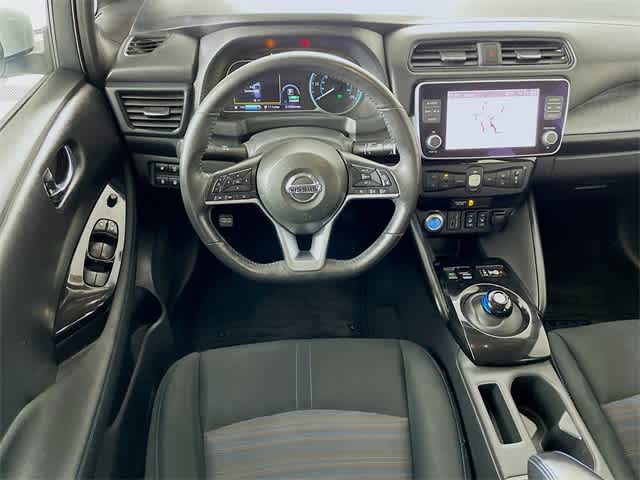 2021 Nissan Leaf SV photo 22
