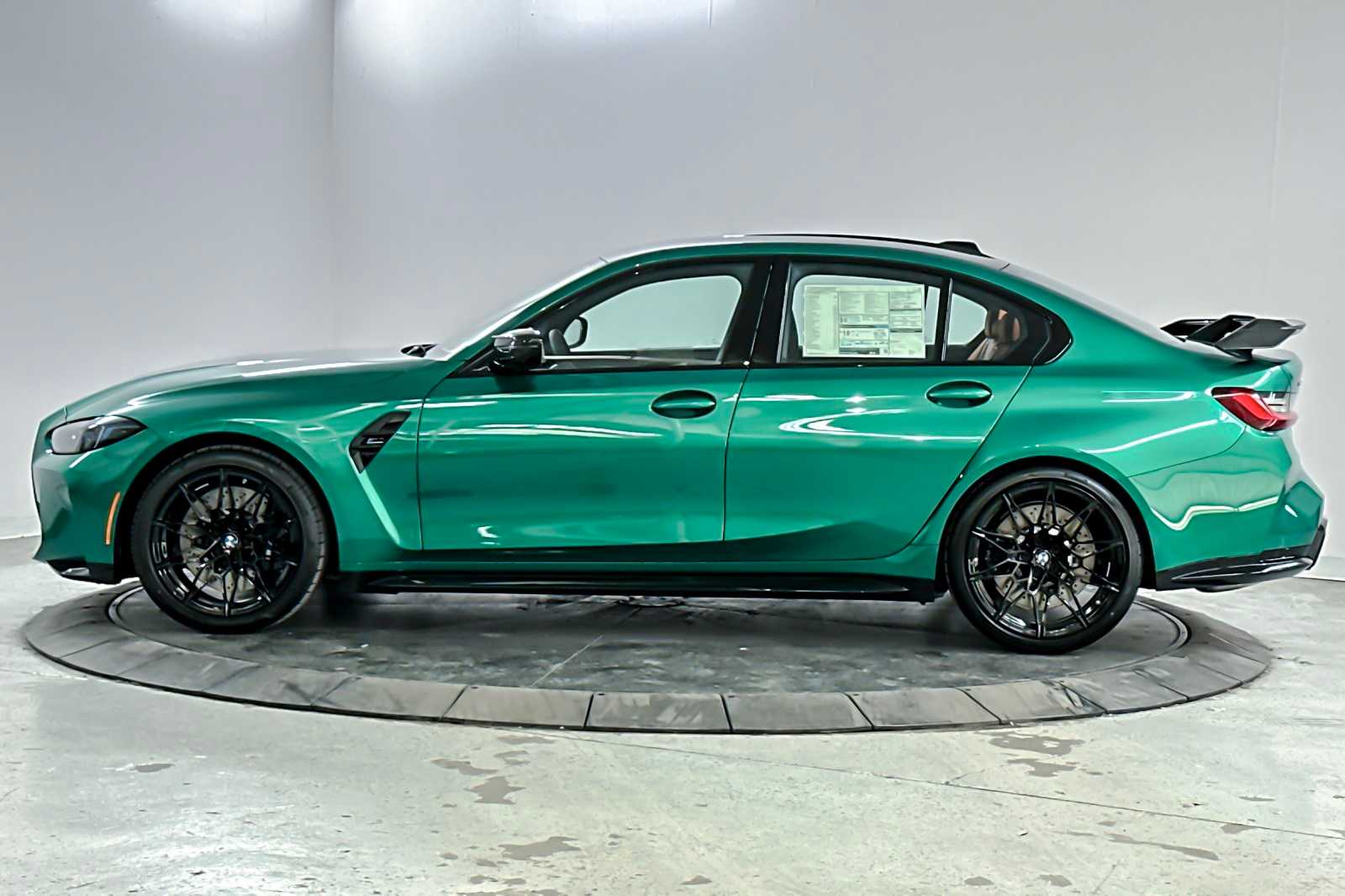 2026 Bmw M3 3 photo 3